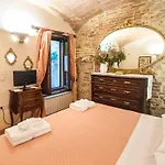Alojamento de Acomodação e Pequeno-almoço Antica Gabella 4*